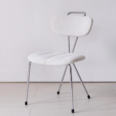 리비니아 크롬 라인 의자